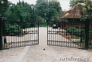 Роскошные ворота и ограждения из ковки Артеферро